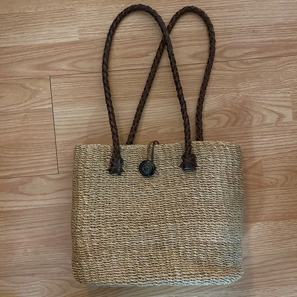 Vintage Woven Straw Tote - Picture 1 of 2
